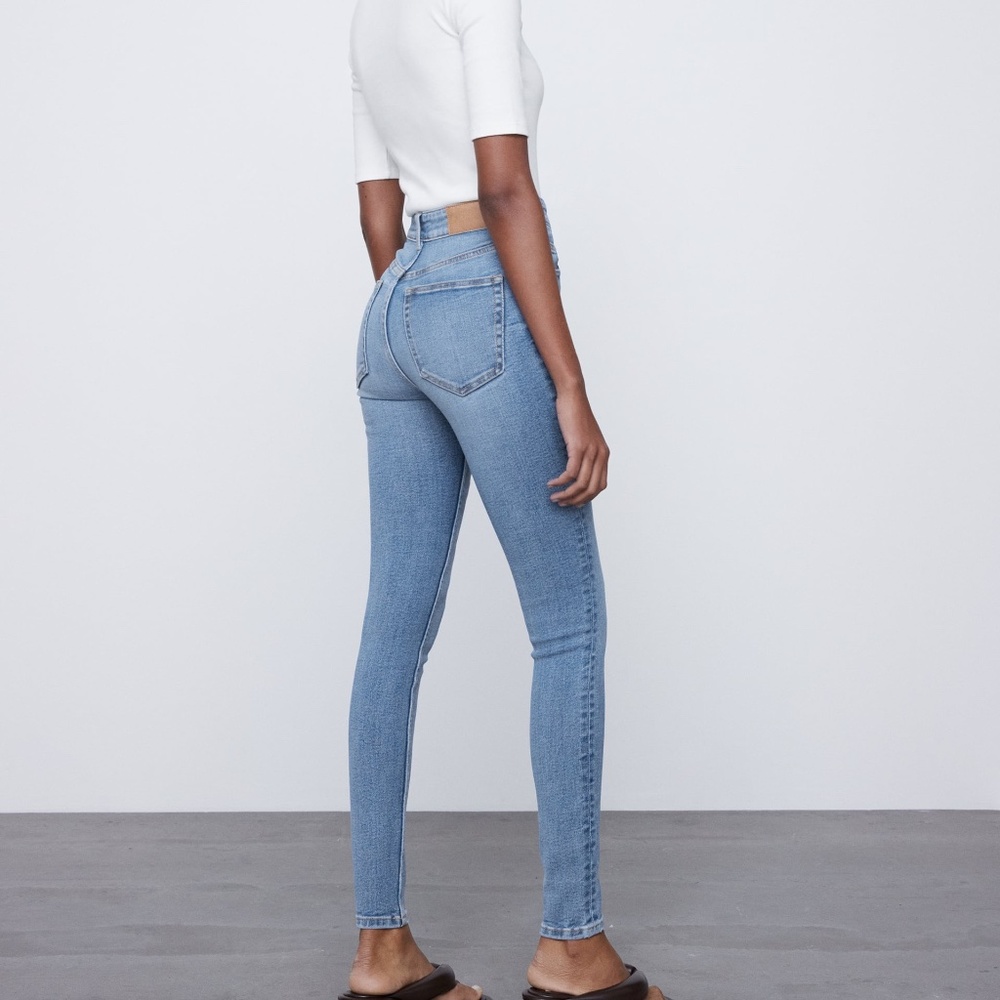 Zara High Rise Vintage Skinny Ankle Length Jeans